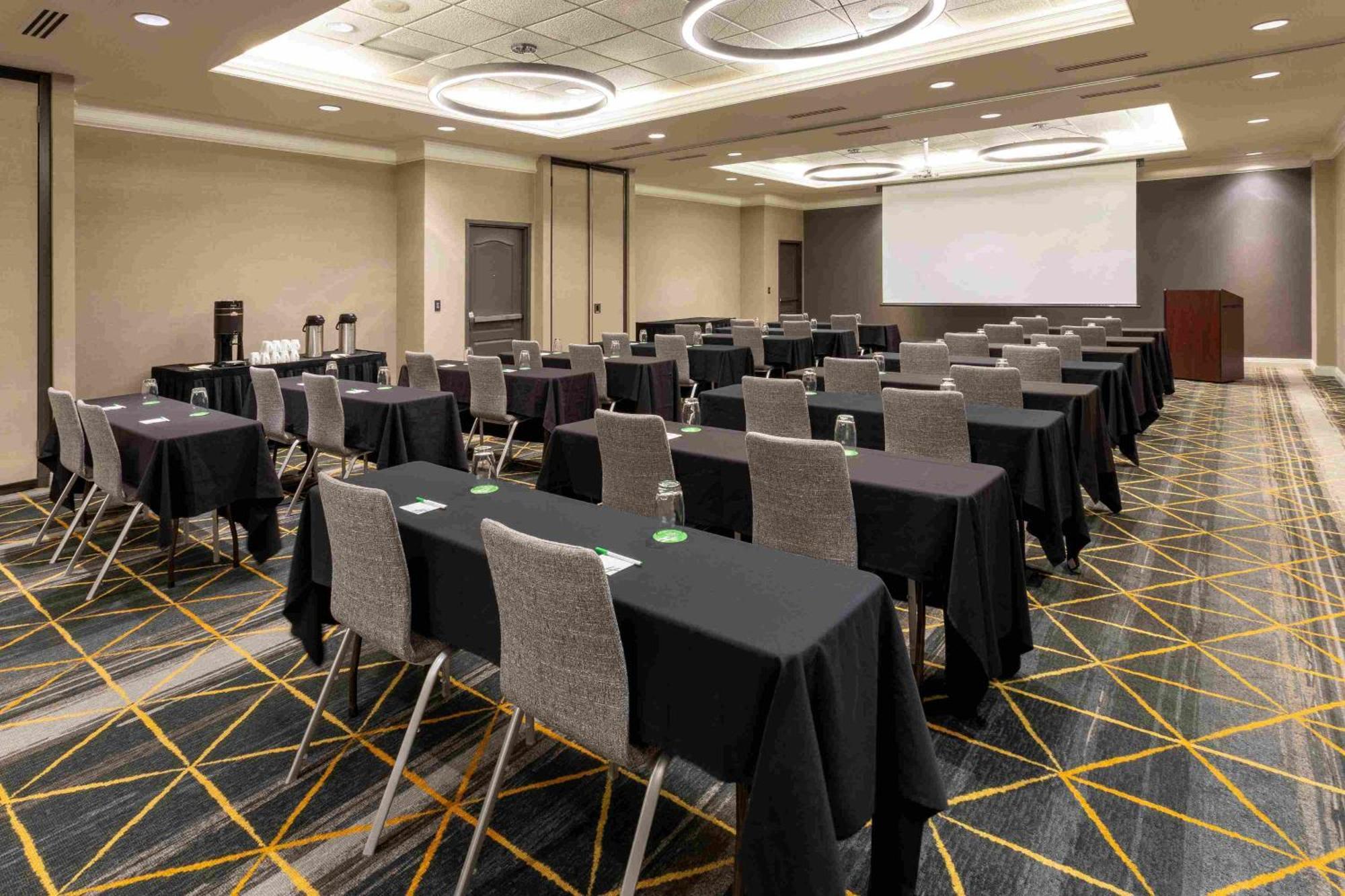Holiday Inn Toledo - Maumee I-80/90 By Ihg Exterior photo
